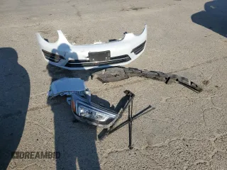 2018 Volkswagen Beetle S z VIN 3VW5DAAT8JM517356, wystawiony jako Copart lot #52709705 z przebiegiem 36 437 mil mil oraz Szkoda całkowita • Salvage title. Historia ofert i sprzedaży dostępna na DreamBid. Obrazek 12.