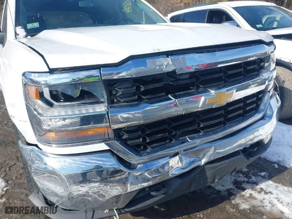 2016 Chevrolet Silverado 1500 LT with VIN 3GCUKREH8GG223505, listed as a IAAI auction lot 41451053 with 134,701 mi miles. Bid and sale history available at carsss.com. Image 6.