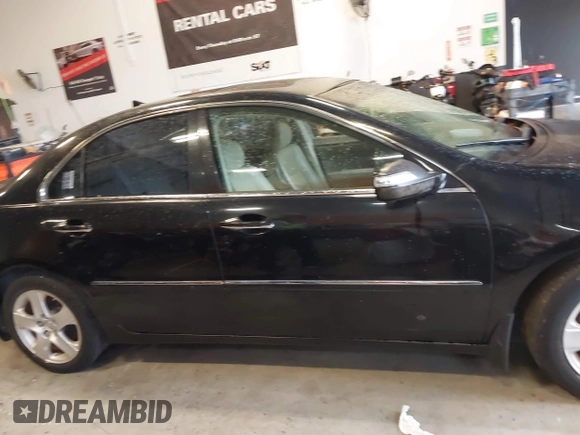 2005 Acura RL with VIN JH4KB16525C014577, listed as a IAAI auction lot 42191120 with 188,720 mi miles and . Bid and sale history available at DreamBid. Image 14.