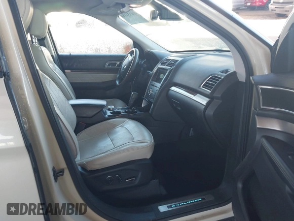 2018 Ford Explorer Platinum with VIN 1FM5K8HTXJGA36148, listed as a IAAI auction lot 41633231 with 82,383 mi miles and . Bid and sale history available at carsss.com. Image 5.