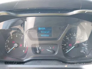 2018 Ford Transit с VIN 1FTYR2CM3JKB37717, выставлен на аукционе IAAI как лот 42561064 с пробегом 102 036 миль миль и . История ставок и продаж доступна на DreamBid. Изображение 7.