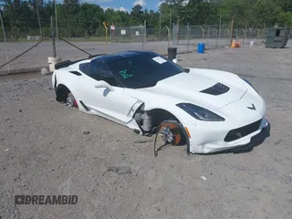 2019 Chevrolet Corvette Z06 1LZ z VIN 1G1YP2D60K5602260, wystawiony jako IAAI lot #42124240 z przebiegiem Nie podano mil oraz . Historia ofert i sprzedaży dostępna na DreamBid. Obrazek 1.