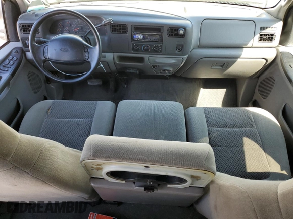 2001 Ford F-350 XL z VIN 1FTWW32F01ED08768, wystawiony jako Copart lot #62873634 z przebiegiem 317 184 mil mil oraz Szkoda całkowita • Salvage title. Historia ofert i sprzedaży dostępna na DreamBid. Obrazek 8.