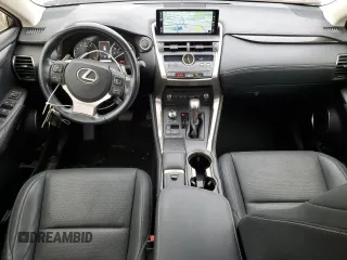 2020 Lexus NX 300 z VIN JTJGARDZ0L2223900, wystawiony jako Copart lot #52326505 z przebiegiem 67 922 mil mil oraz Szkoda całkowita • Salvage title. Historia ofert i sprzedaży dostępna na DreamBid. Obrazek 8.