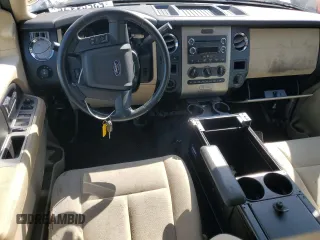 2015 Ford Expedition XL with VIN 1FMJU1FT8FEF44964, listed as a Copart auction lot 53561175 with Not provided miles and Salvage title. Bid and sale history available at DreamBid. Image 8.