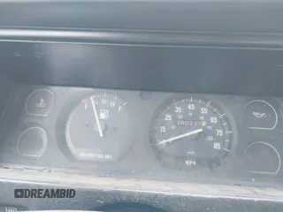 1996 Jeep Cherokee SE z VIN 1J4FJ28S8TL285634, wystawiony jako IAAI lot #42183816 z przebiegiem 260 237 mil mil oraz . Historia ofert i sprzedaży dostępna na DreamBid. Obrazek 7.