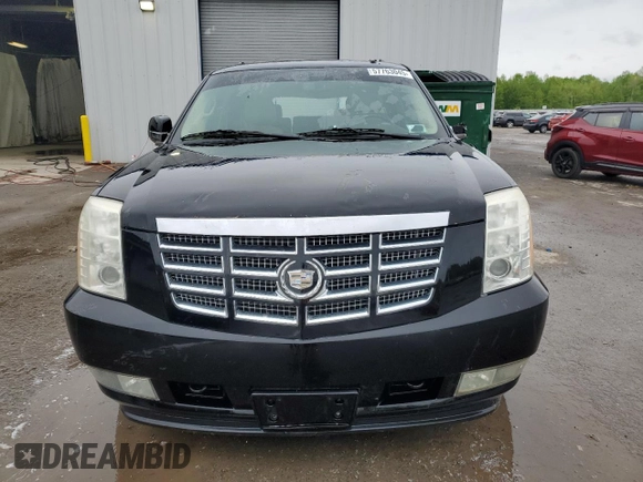 2009 Cadillac Escalade z VIN 1GYFK43589R217320, wystawiony jako Copart lot #57763045 z przebiegiem 185 818 mil mil oraz Szkoda całkowita • Salvage title. Historia ofert i sprzedaży dostępna na DreamBid. Obrazek 5.