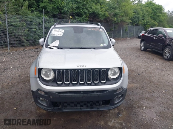 2015 Jeep Renegade Latitude z VIN ZACCJBBT2FPC28341, wystawiony jako IAAI lot #42286301 z przebiegiem 120 676 mil mil oraz . Historia ofert i sprzedaży dostępna na DreamBid. Obrazek 12.