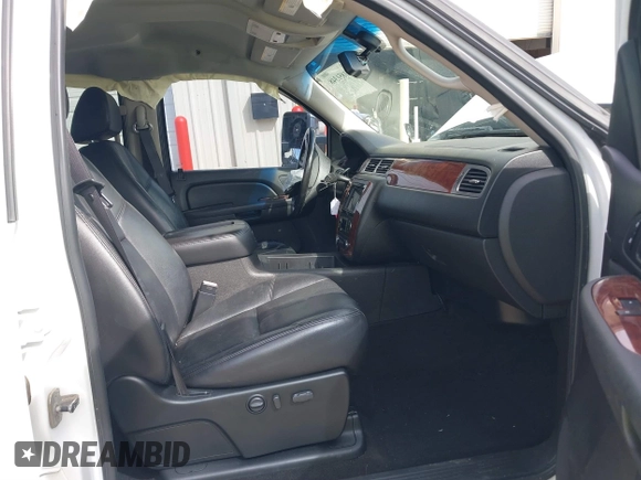 2009 Chevrolet Silverado 1500 LTZ with VIN 3GCEK33M19G162955, listed as a IAAI auction lot 41851348 with 203,553 mi miles and . Bid and sale history available at DreamBid. Image 5.
