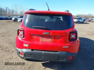 2017 Jeep Renegade Latitude with VIN ZACCJBBB2HPF91832, listed as a IAAI auction lot 41432771 with 32,601 mi miles. Bid and sale history available at carsss.com. Image 16.