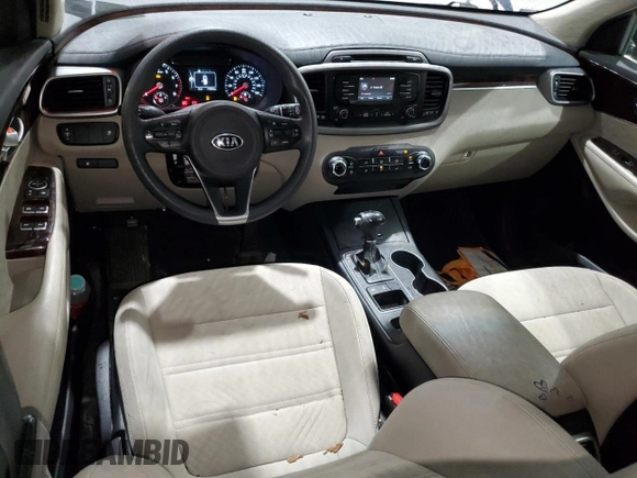 2017 Kia Sorento LX with VIN 5XYPGDA5XHG308469, listed as a Copart auction lot 52288925 with 77,454 mi miles and Salvage Title. Bid and sale history available at carsss.com. Image 8.