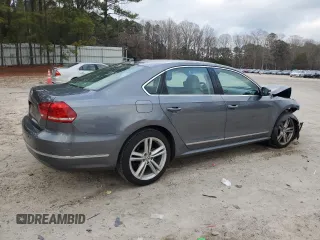 2013 Volkswagen Passat SEL Premium with VIN 1VWCH7A31DC097718, listed as a Copart auction lot 86296264 with 96,021 mi miles and Salvage Title. Bid and sale history available at carsss.com. Image 3.
