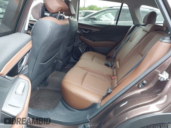 2022 Subaru Outback Touring XT with VIN 4S4BTGPD8N3104545, listed as a IAAI auction lot 42340546 with 24,930 mi miles and . Bid and sale history available at DreamBid. Image 8.