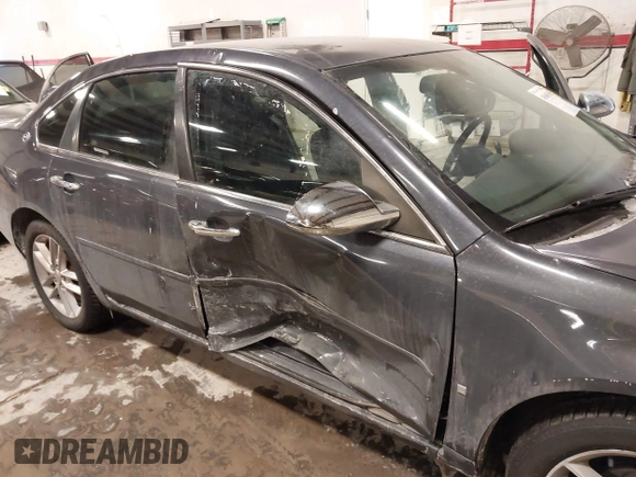 2008 Chevrolet Impala LTZ with VIN 2G1WU583589224594, listed as a IAAI auction lot 41640100 with 131,135 mi miles and . Bid and sale history available at DreamBid. Image 6.