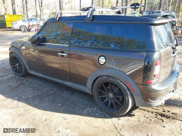 2009 MINI Cooper Clubman S with VIN WMWMM33539TP73598, listed as a IAAI auction lot 41596496 with 1 mi miles. Bid and sale history available at carsss.com. Image 3.