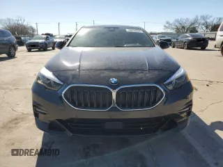 2021 BMW 2 Series 228i z VIN WBA53AK09M7J08966, wystawiony jako Copart lot #48018835 z przebiegiem 66 292 mil mil oraz Czysty tytuł • Clean title. Historia ofert i sprzedaży dostępna na DreamBid. Obrazek 5.