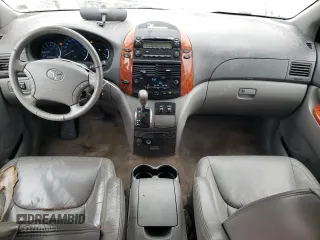 2009 Toyota Sienna XLE with VIN 5TDBK22C89S027706, listed as a Copart auction lot 88672015 with 215,515 mi miles and Salvage Title. Bid and sale history available at DreamBid. Image 8.