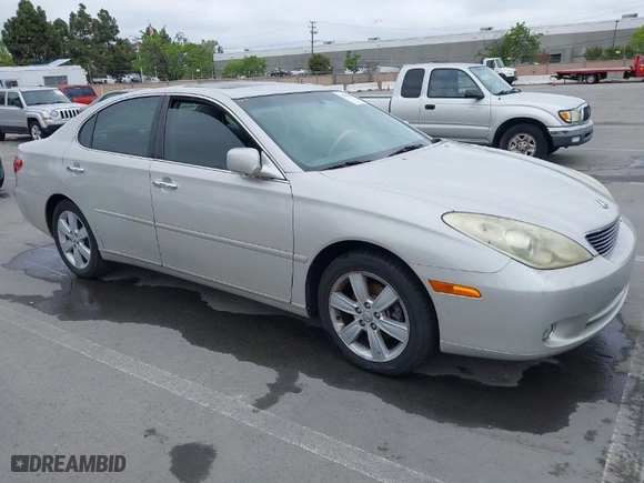 2006 Lexus ES 330 with VIN JTHBA30G665159250, listed as a IAAI auction lot 42083223 with 186,458 mi miles. Bid and sale history available at carsss.com. Image 1.