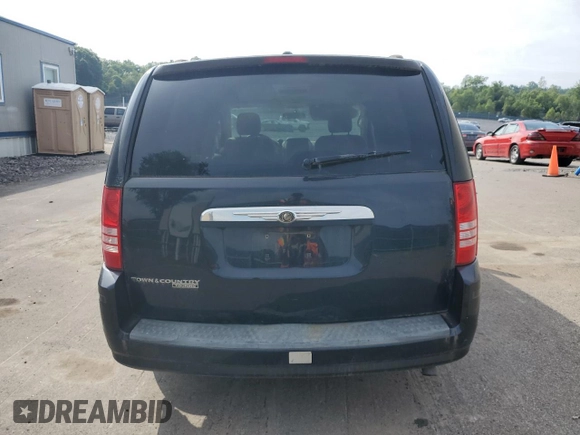 2008 Chrysler Town & Country Touring с VIN 2A8HR54P18R830574, выставлен на аукционе Copart как лот 63751235 с пробегом 158 593 миль миль и Списание • Salvage title. История ставок и продаж доступна на DreamBid. Изображение 6.