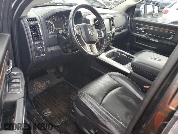 2016 Ram 2500 Laramie z VIN 3C6UR5KL8GG152276, wystawiony jako Copart lot #45340015 z przebiegiem 152 939 mil mil oraz Szkoda całkowita • Salvage title. Historia ofert i sprzedaży dostępna na DreamBid. Obrazek 8.