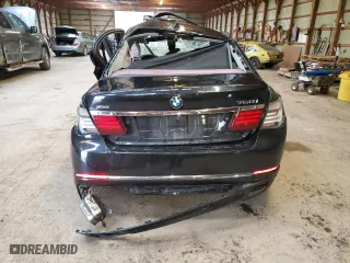 2013 BMW 7 Series 750i xDrive with VIN WBAYB6C54DC998064, listed as a Copart auction lot 72061024 with 0 mi miles and Non Repairable. Bid and sale history available at carsss.com. Image 6.