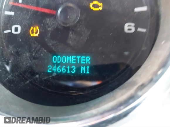 2007 Chevrolet Silverado 1500 LT w/1LT with VIN 2GCEC19J571562893, listed as a IAAI auction lot 41420449 with 246,613 mi miles. Bid and sale history available at carsss.com. Image 15.