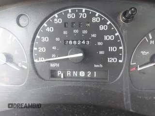 2000 Ford Ranger XL z VIN 1FTYR14VXYPA96145, wystawiony jako IAAI lot #42197132 z przebiegiem 266 243 mil mil oraz . Historia ofert i sprzedaży dostępna na DreamBid. Obrazek 7.