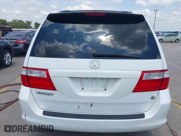 2007 Honda Odyssey LX with VIN 5FNRL382X7B135892, listed as a IAAI auction lot 42223231 with 204,054 mi miles and . Bid and sale history available at DreamBid. Image 17.