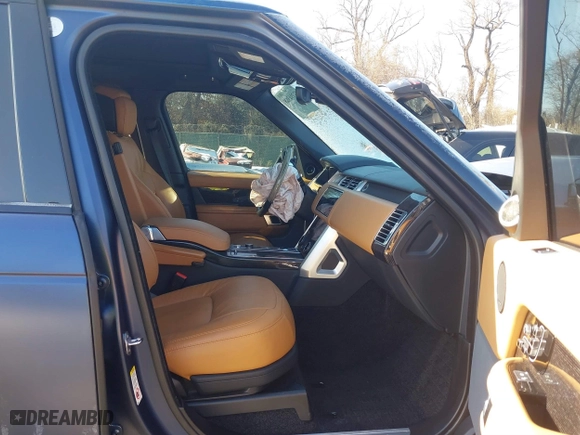 2020 Land Rover Range Rover Autobiography with VIN SALGV5SE5LA401539, listed as a IAAI auction lot 41394368 with 35,631 mi miles. Bid and sale history available at carsss.com. Image 5.