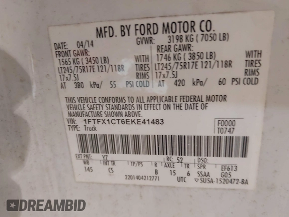 2014 Ford F-150 XL with VIN 1FTFX1CT6EKE41483, listed as a IAAI auction lot 41409520 with 131,898 mi miles. Bid and sale history available at carsss.com. Image 9.