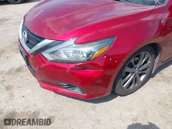 2018 Nissan Altima SR with VIN 1N4AL3AP9JC195613, listed as a IAAI auction lot 42131986 with 83,256 mi miles and . Bid and sale history available at carsss.com. Image 6.