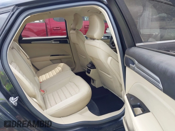 2016 Ford Fusion SE with VIN 3FA6P0H79GR143164, listed as a IAAI auction lot 41932145 with 37,807 mi miles and . Bid and sale history available at DreamBid. Image 8.