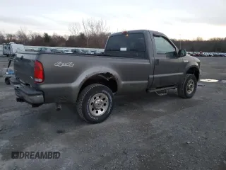 2005 Ford F-250 XL with VIN 1FTNF21585EA85013, listed as a Copart auction lot 86022804 with 117,198 mi miles and Clean Title. Bid and sale history available at DreamBid. Image 3.