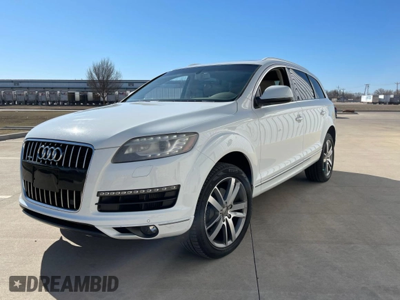 2014 Audi Q7 Premium Plus with VIN WA1LMAFEXED016226, listed as a Copart auction lot 57910315 with 139,500 mi miles and Clean title. Bid and sale history available at DreamBid. Image 2.