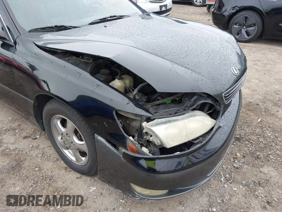 1999 Lexus ES 300 с VIN JT8BF28G9X5060374, выставлен на аукционе IAAI как лот 41809173 с пробегом 240 274 миль миль и . История ставок и продаж доступна на DreamBid. Изображение 17.