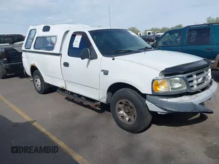 2003 Ford F-150 XL z VIN 2FTPF17Z73CA71197, wystawiony jako IAAI lot #42121486 z przebiegiem 236 800 mil mil oraz . Historia ofert i sprzedaży dostępna na DreamBid. Obrazek 1.