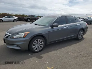 2012 Honda Accord EX z VIN 1HGCP3F72CA026629, wystawiony jako Copart lot #43057975 z przebiegiem 102 469 mil mil oraz Czysty tytuł • Clean title. Historia ofert i sprzedaży dostępna na DreamBid. Obrazek 1.