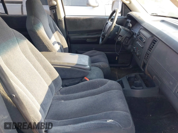 2004 Dodge Dakota SLT with VIN 1D7HG48N14S610012, listed as a IAAI auction lot 39853794 with 158,998 mi miles and . Bid and sale history available at carsss.com. Image 5.