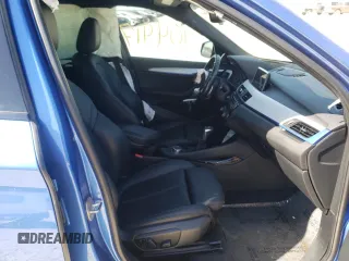 2016 BMW X1 xDrive28i with VIN WBXHT3C30G5E50932, listed as a Copart auction lot 64248842 with 104,417 mi miles. Bid and sale history available at carsss.com. Image 5.