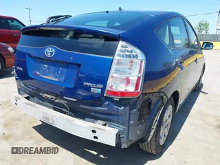 2008 Toyota Prius with VIN JTDKB20UX87729983, listed as a IAAI auction lot 42032366 with 202,631 mi miles. Bid and sale history available at carsss.com. Image 6.