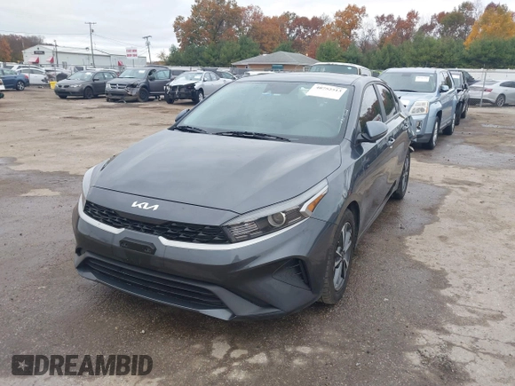 2022 Kia Forte LXS with VIN 3KPF24ADXNE445812, listed as a IAAI auction lot 40752513 with 0 mi miles. Bid and sale history available at carsss.com. Image 17.