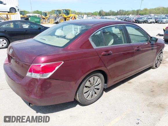 2010 Honda Accord LX z VIN 1HGCP2F36AA095943, wystawiony jako IAAI lot #42226801 z przebiegiem 160 332 mil mil oraz . Historia ofert i sprzedaży dostępna na DreamBid. Obrazek 4.