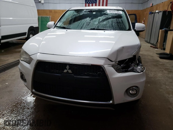 2012 Mitsubishi Outlander GT z VIN JA4JT5AX5CU003648, wystawiony jako Copart lot #48328185 z przebiegiem 223 513 mil mil oraz Czysty tytuł • Clean title. Historia ofert i sprzedaży dostępna na DreamBid. Obrazek 5.