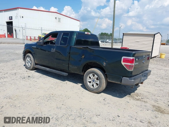 2014 Ford F-150 XL z VIN 1FTEX1CM2EFB18156, wystawiony jako IAAI lot #42564598 z przebiegiem 211 893 mil mil oraz . Historia ofert i sprzedaży dostępna na DreamBid. Obrazek 3.