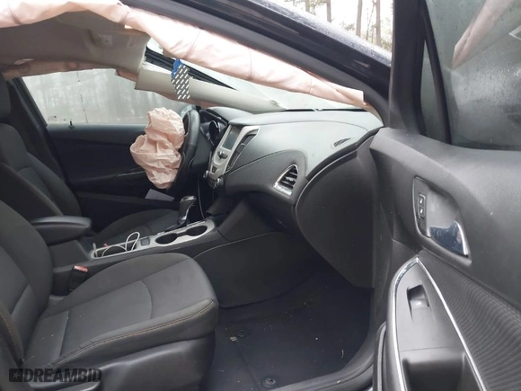 2016 Chevrolet Cruze LS with VIN 1G1BC5SM0G7281529, listed as a IAAI auction lot 41783735 with 140,975 mi miles. Bid and sale history available at carsss.com. Image 5.