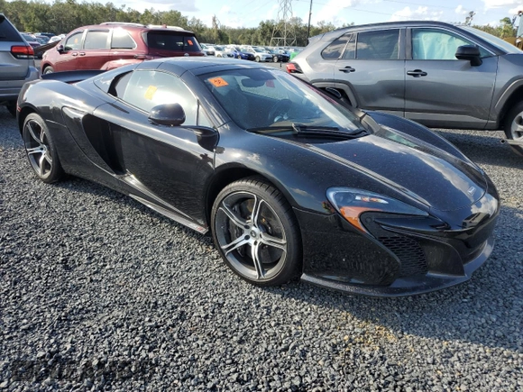 2015 McLaren 650S z VIN SBM11FAA3FW004388, wystawiony jako Copart lot #74802864 z przebiegiem Nie podano mil oraz Szkody całkowita. Historia ofert i sprzedaży dostępna na DreamBid. Obrazek 4.