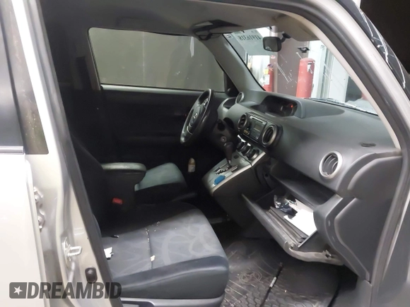 2012 Scion xB with VIN JTLZE4FE5CJ028608, listed as a IAAI auction lot 41916318 with 233,007 mi miles. Bid and sale history available at carsss.com. Image 5.
