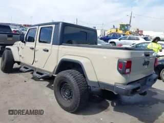 2022 Jeep Gladiator Willys z VIN 1C6HJTAG4NL175068, wystawiony jako IAAI lot #41625616 z przebiegiem 28 503 mil mil oraz . Historia ofert i sprzedaży dostępna na DreamBid. Obrazek 1.