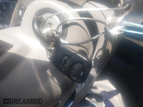 2007 Hyundai Tucson SE with VIN KM8JN72D47U591043, listed as a IAAI auction lot 41516429 with 111,902 mi miles and . Bid and sale history available at DreamBid. Image 11.