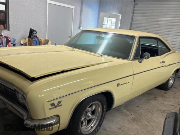 1966 Chevrolet Impala z VIN 164376Y158054, wystawiony jako Copart lot #86863514 z przebiegiem 32 332 mil mil oraz Czysty tytuł • Clean title. Historia ofert i sprzedaży dostępna na DreamBid. Obrazek 2.